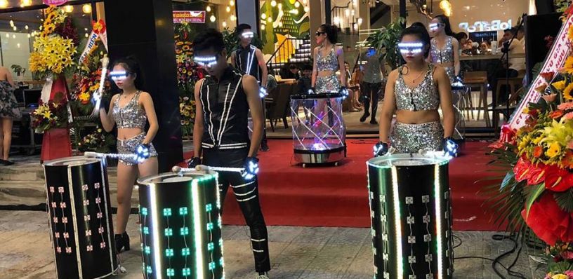 Cung cấp nhóm múa EMA